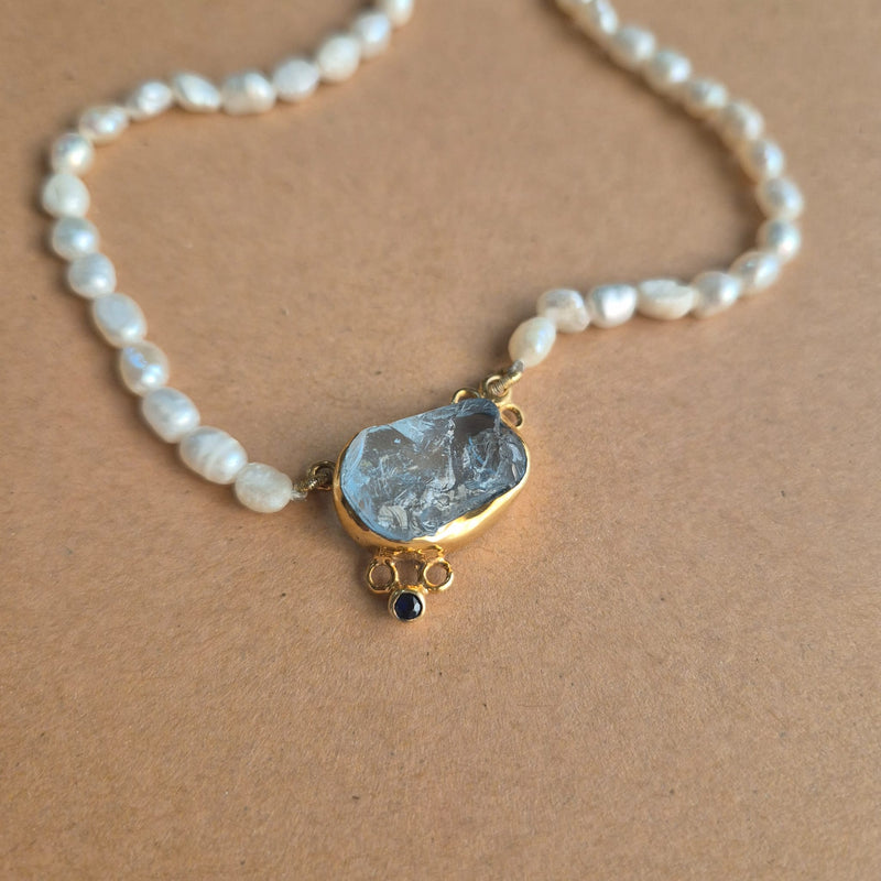 Pearly Topaz Necklace